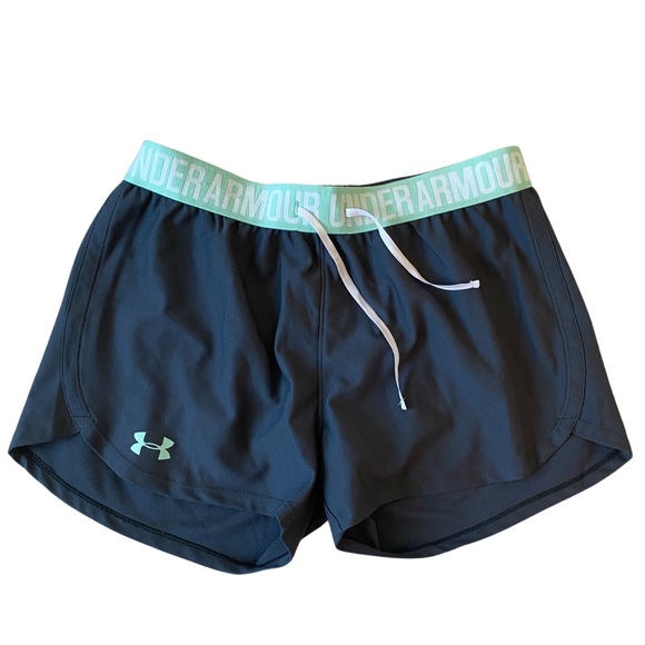 Under Armour Shorts - Picture 1 of 2